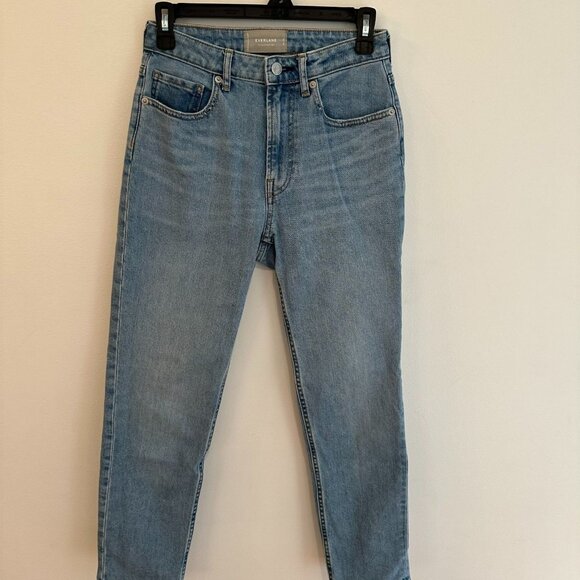 EVERLANE THE CURVY CHEEKY JEAN CROPPED LIGHT WASH JEAN WOMENS SIZE 26 - Picture 1 of 4